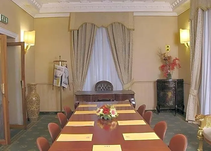 Nizza Hotel 3*